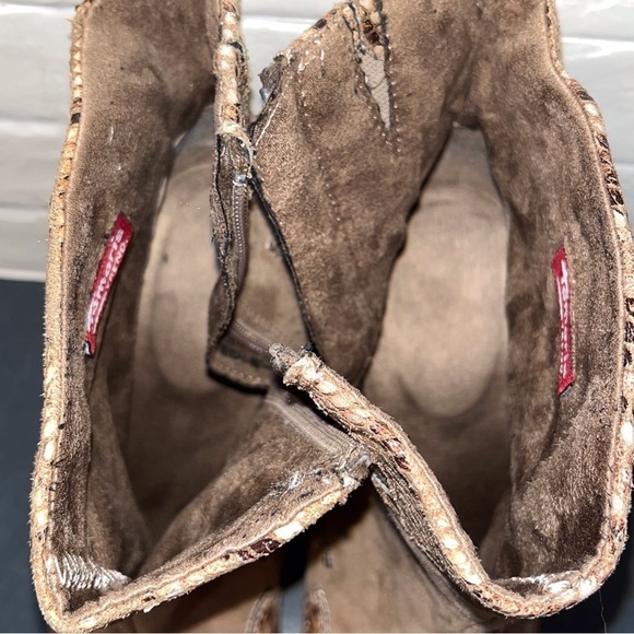 Tamaris sz 40 US 9.5-10 tan snakeprint faux leather heeled booties - Picture 11 of 12